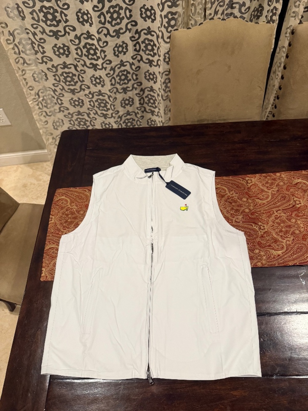 Limited Edition Masters Clubhouse Collection Men's L Grey Cashmere Blend Vest